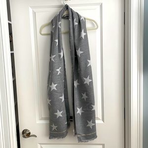 NWOT Ann Taylor Grey Stars Scarf